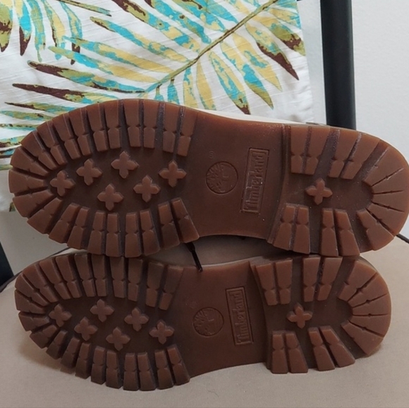 Timberland Boots, Size 7.5, Mushroom Taupe, Satin Heel, New Laces - Picture 7 of 12